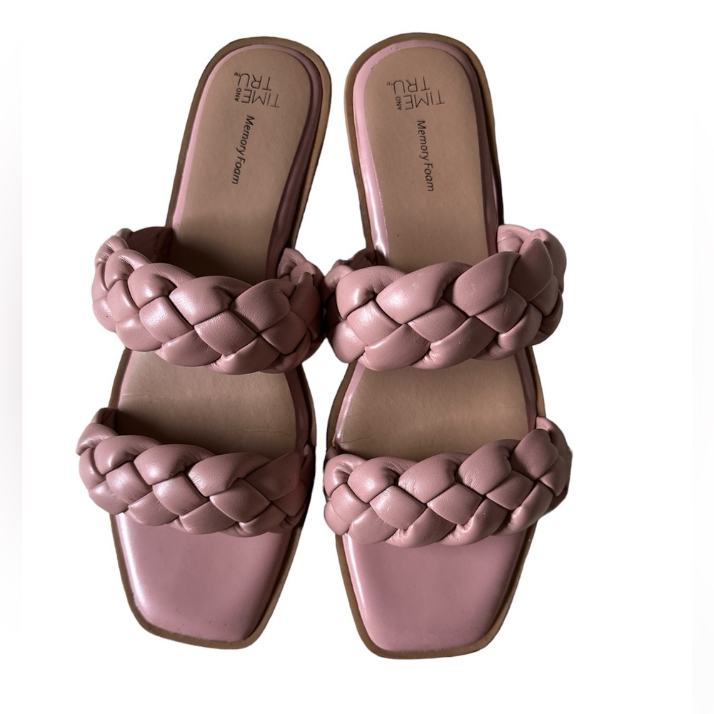 Mauve braided sandals